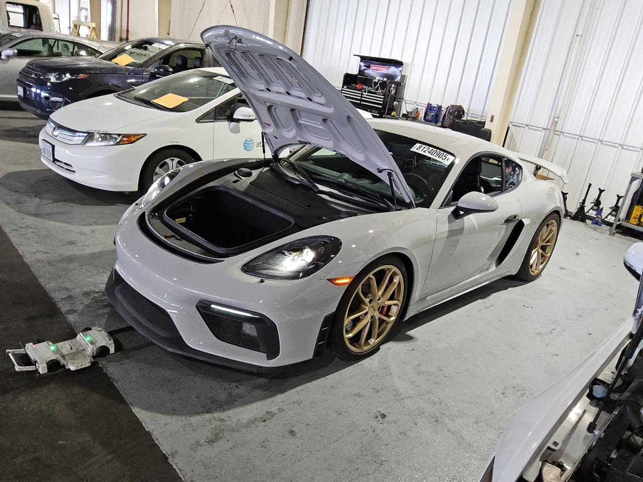 2023 Porsche Cayman Gt4