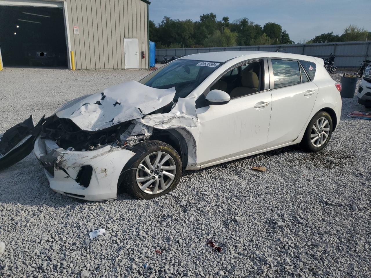 2013 Mazda 3 i I