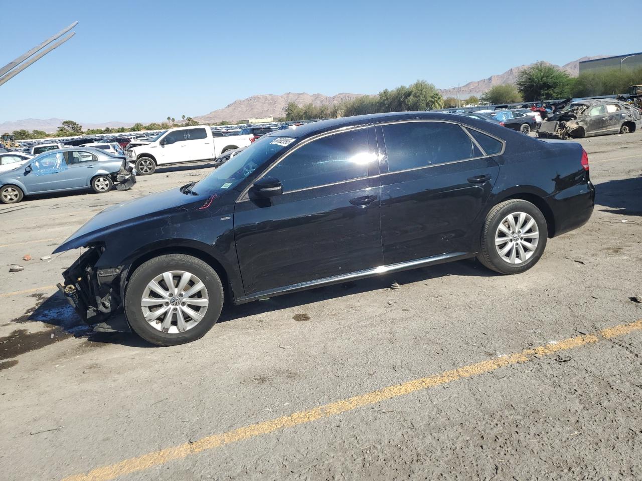 2015 Volkswagen Passat s S