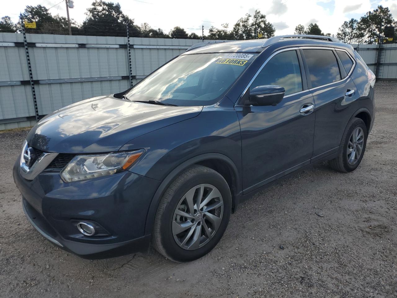 2015 Nissan Rogue s S