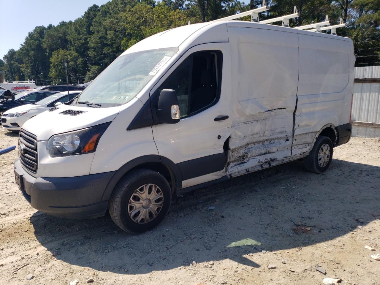 2017 Ford Transit t- T-250