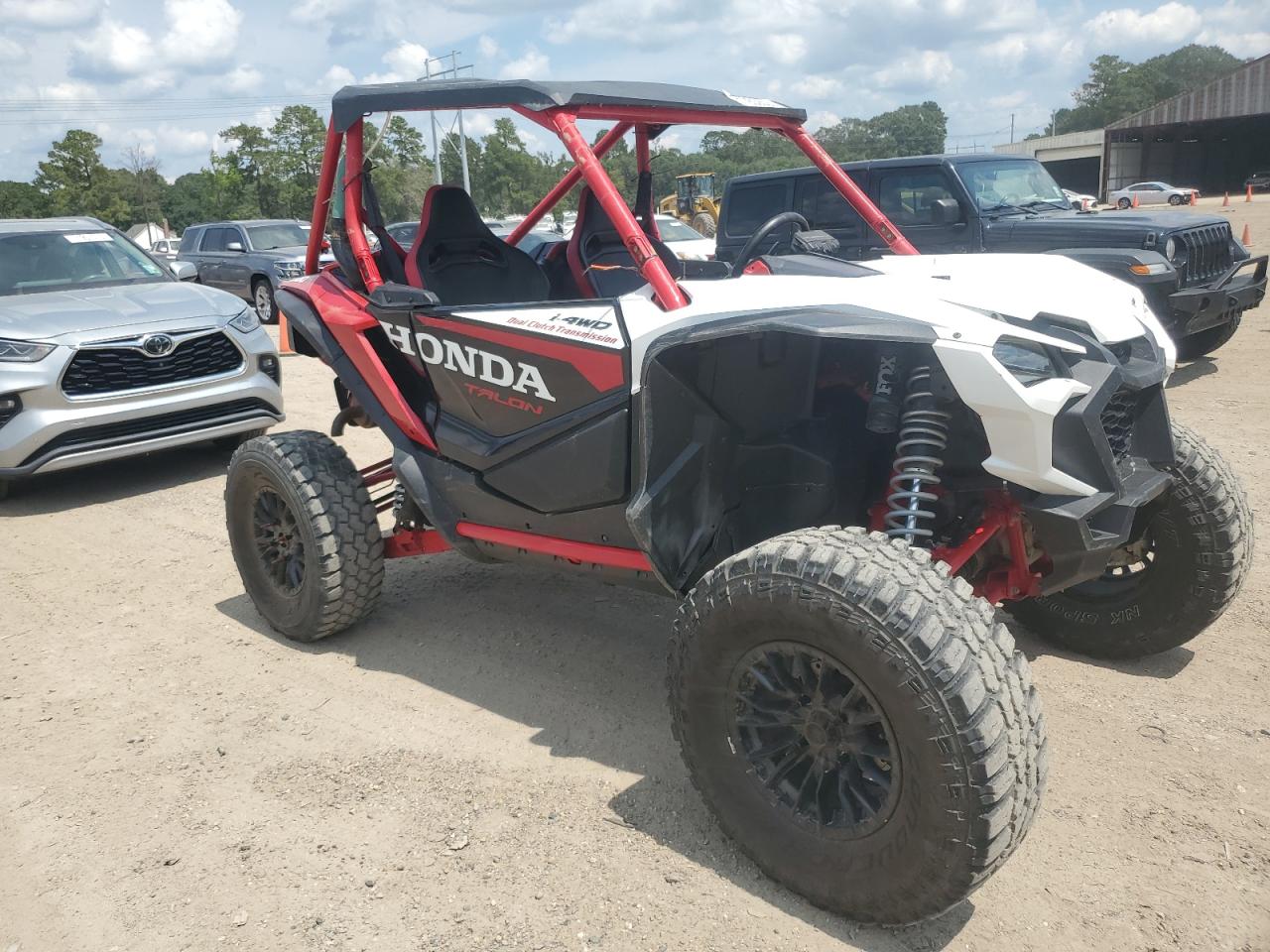 2023 Honda Sxs1000 S2r