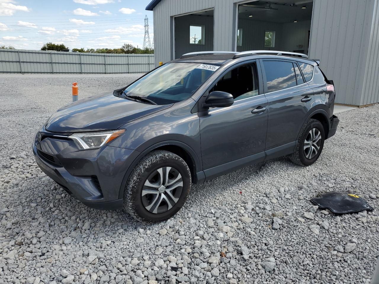 2017 Toyota Rav4 le LE
