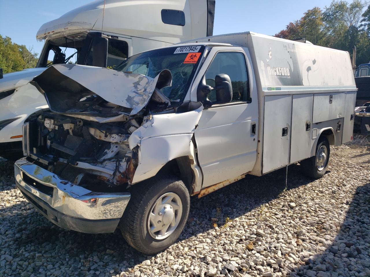 2010 Ford Econoline E350 Super Duty Cutaway Van
