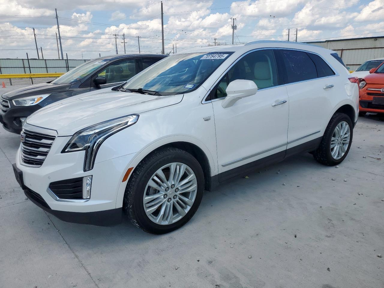 Cadillac Xt5 premiu