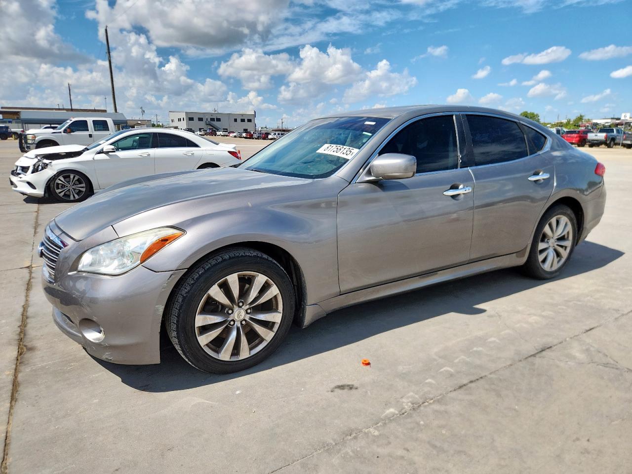 2012 Infiniti M37