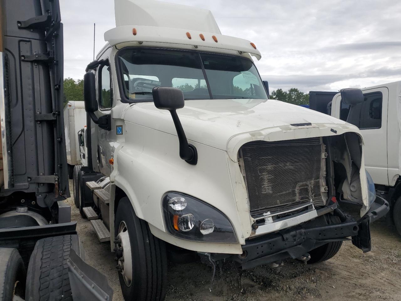 2018 Freightliner Cascadia 1