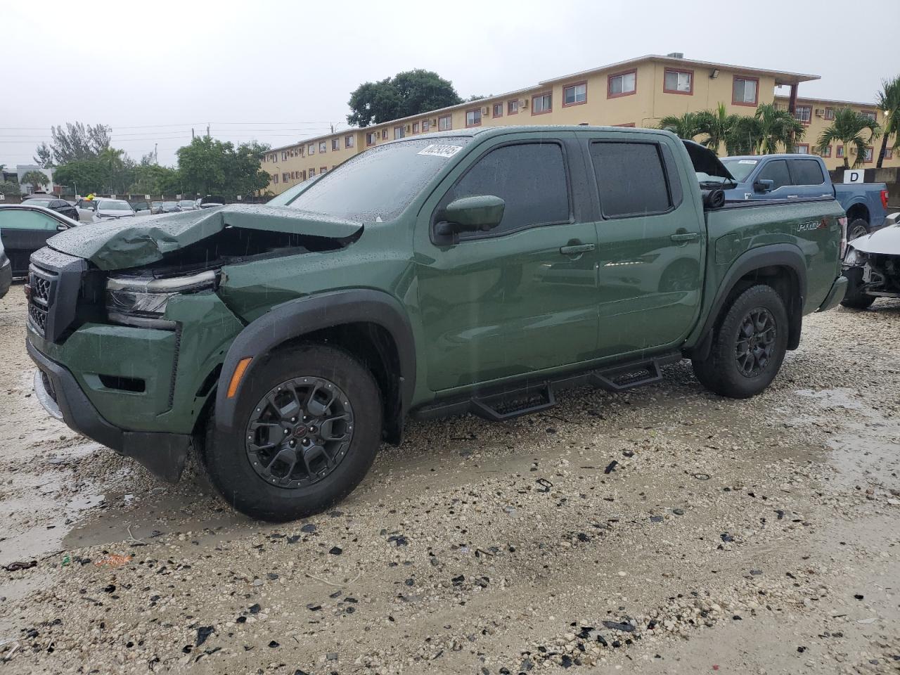 2023 Nissan Frontier s S