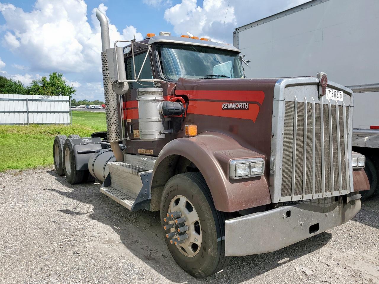 2016 Kenworth W900 W900