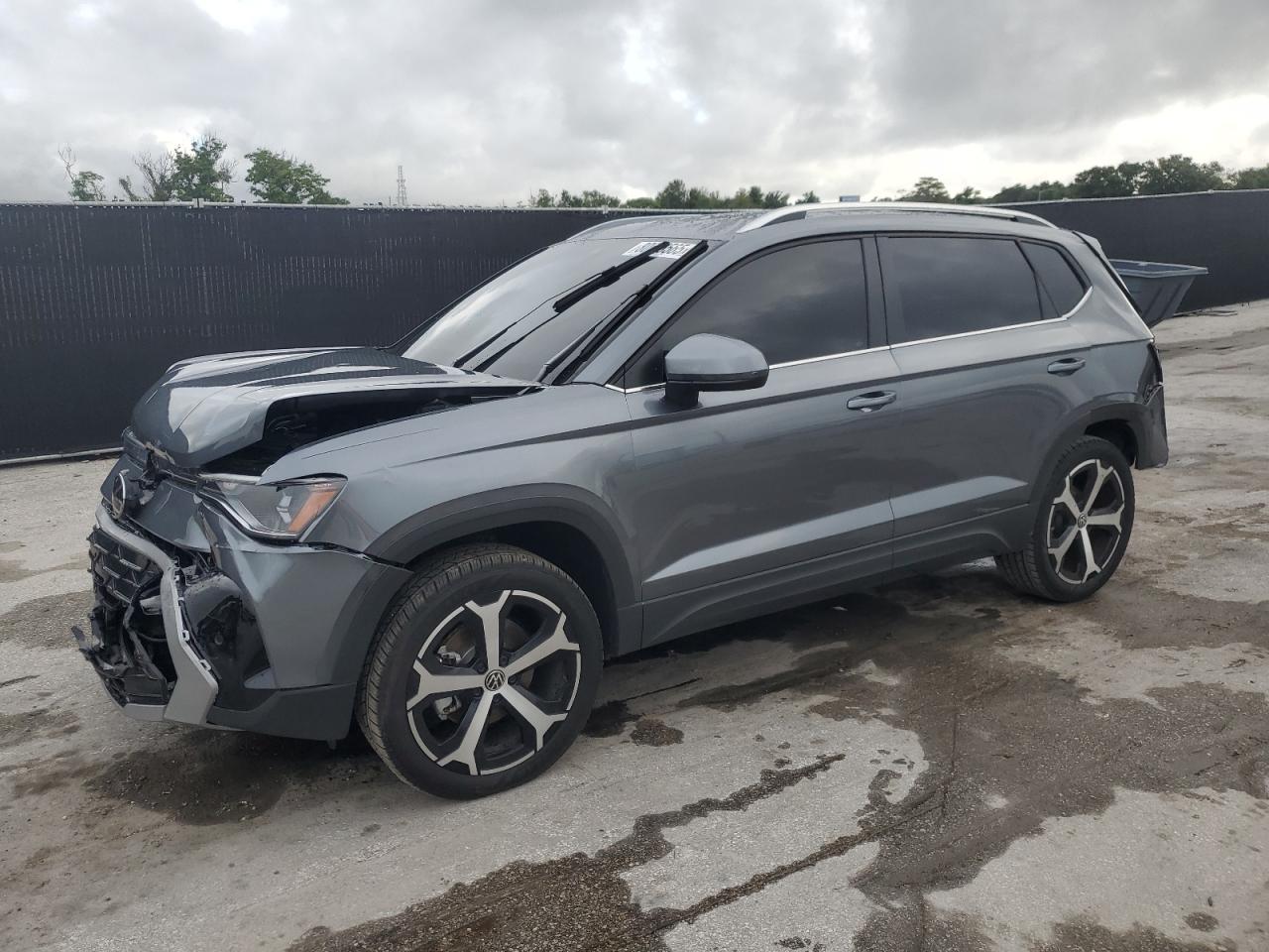 2025 Volkswagen Taos