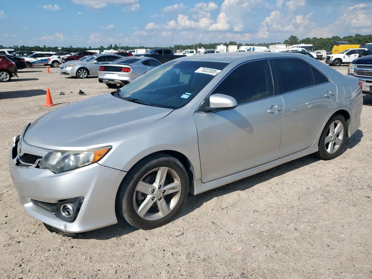 2013 Toyota Camry l L