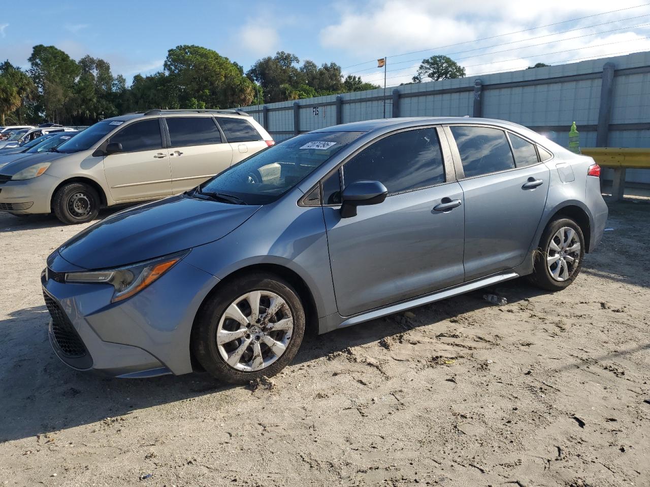 2022 Toyota Corolla le LE