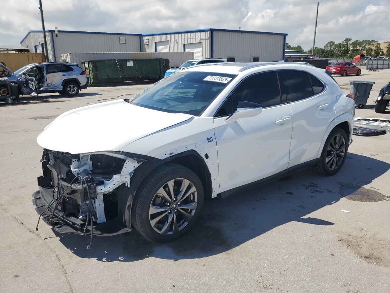 Lexus Ux 200 bas