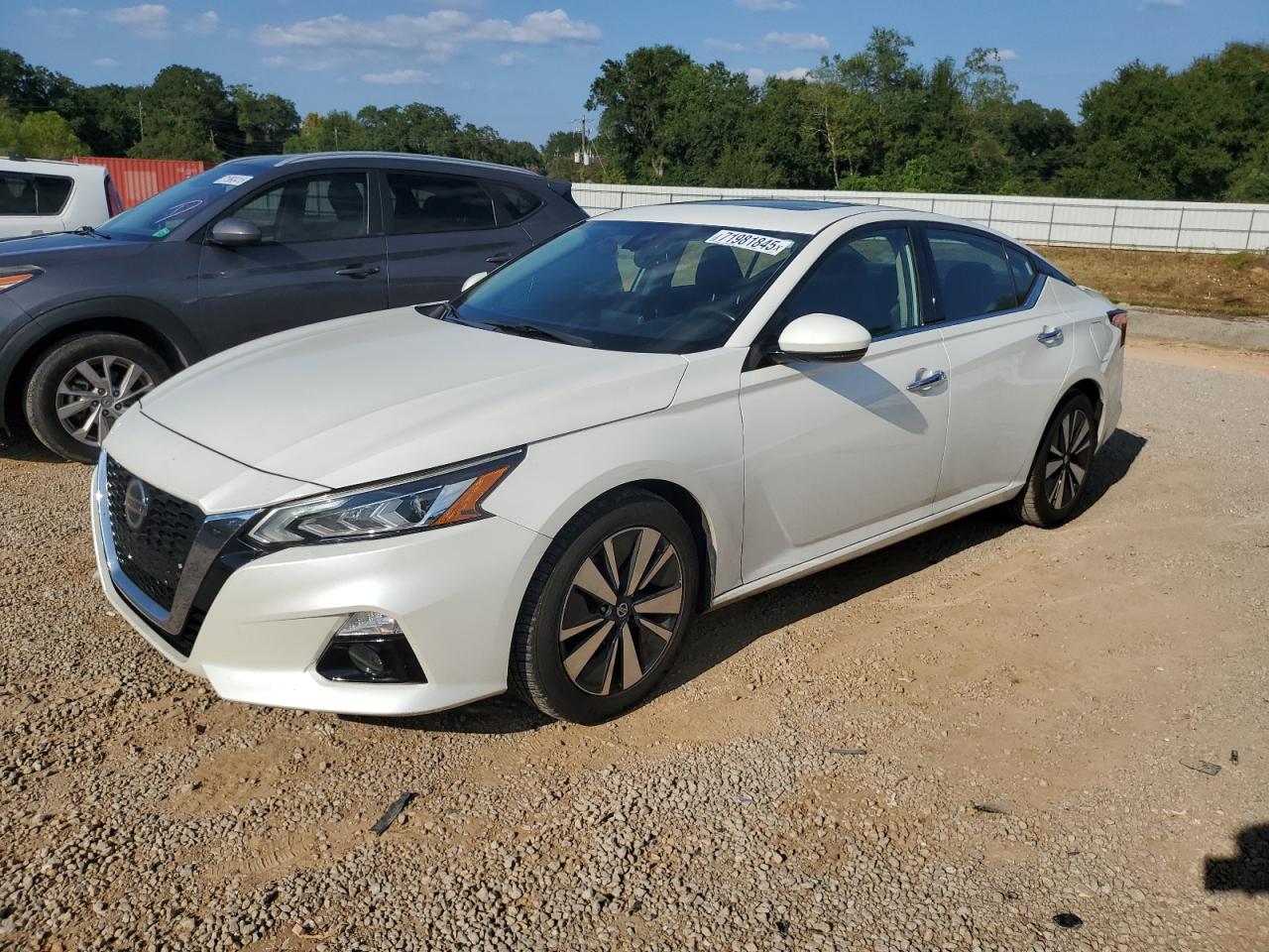 2020 Nissan Altima sv SV