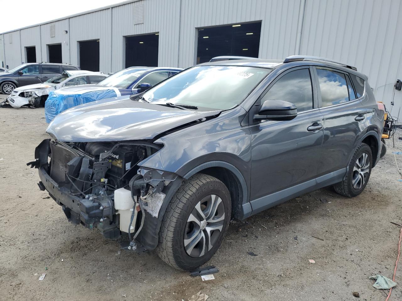 2017 Toyota Rav4 le LE