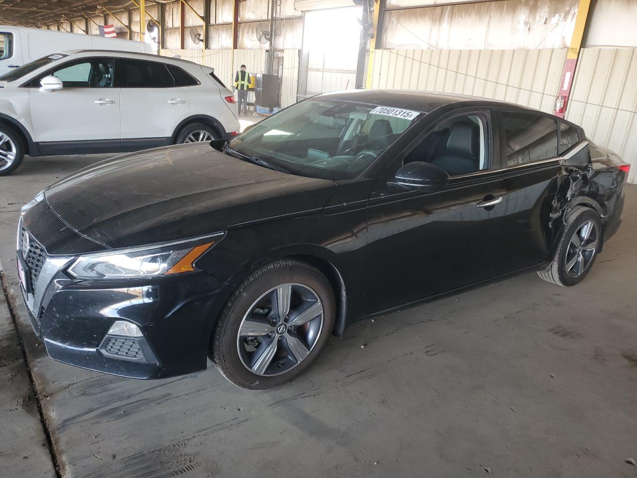 2021 Nissan Altima sv SV