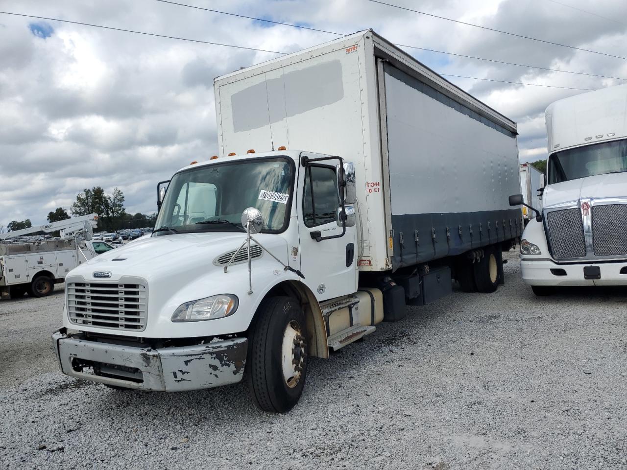 2016 Freightliner M2 106 medium duty