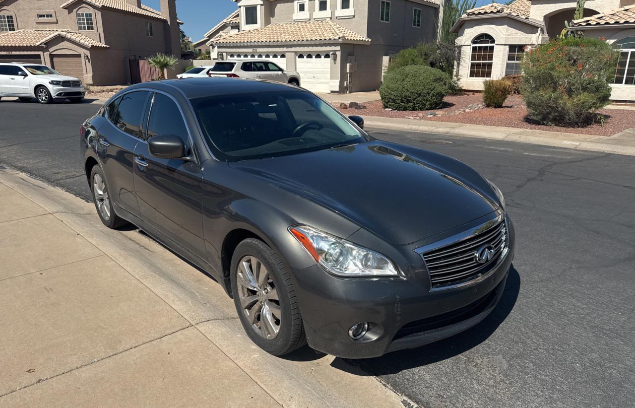 2012 Infiniti M37