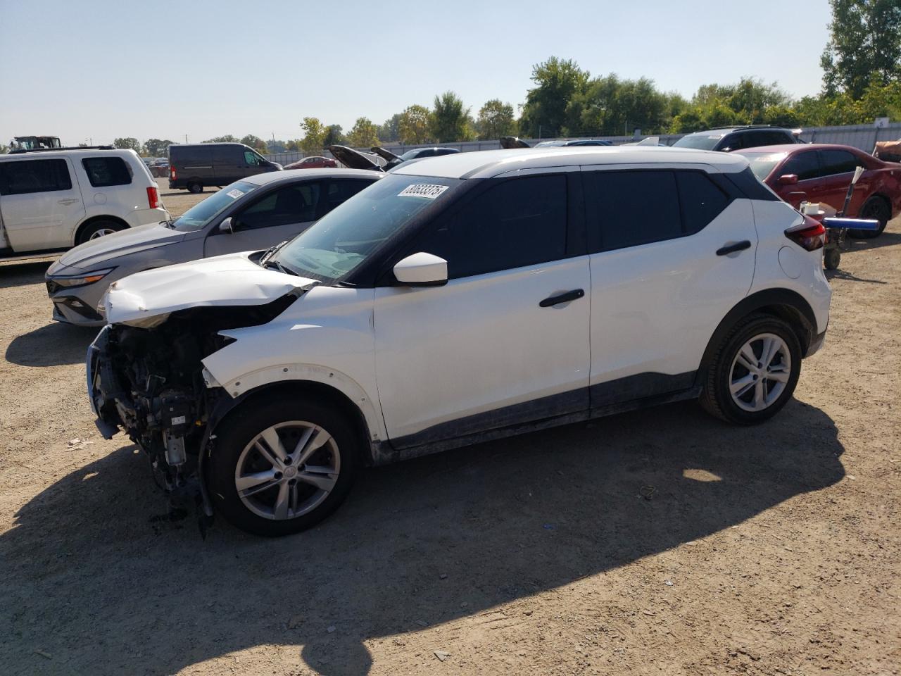 2021 Nissan Kicks s S