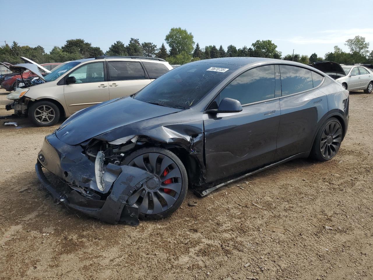 2025 Tesla Model y