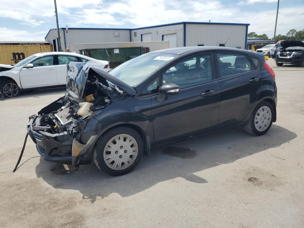 2015 Ford Fiesta se SE