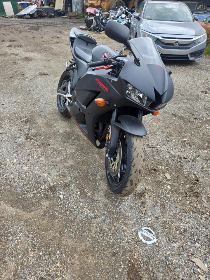 Honda Cbr600
