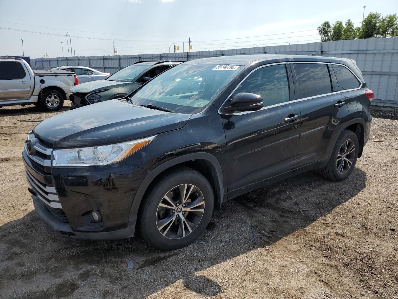 2017 Toyota Highlander le LE