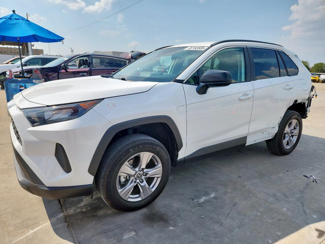 2022 Toyota Rav4 le LE