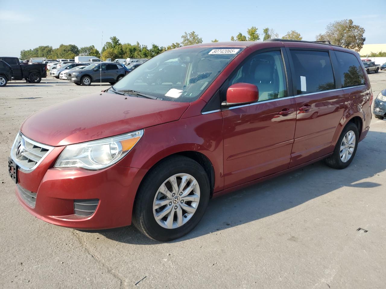 2014 Volkswagen Routan Se