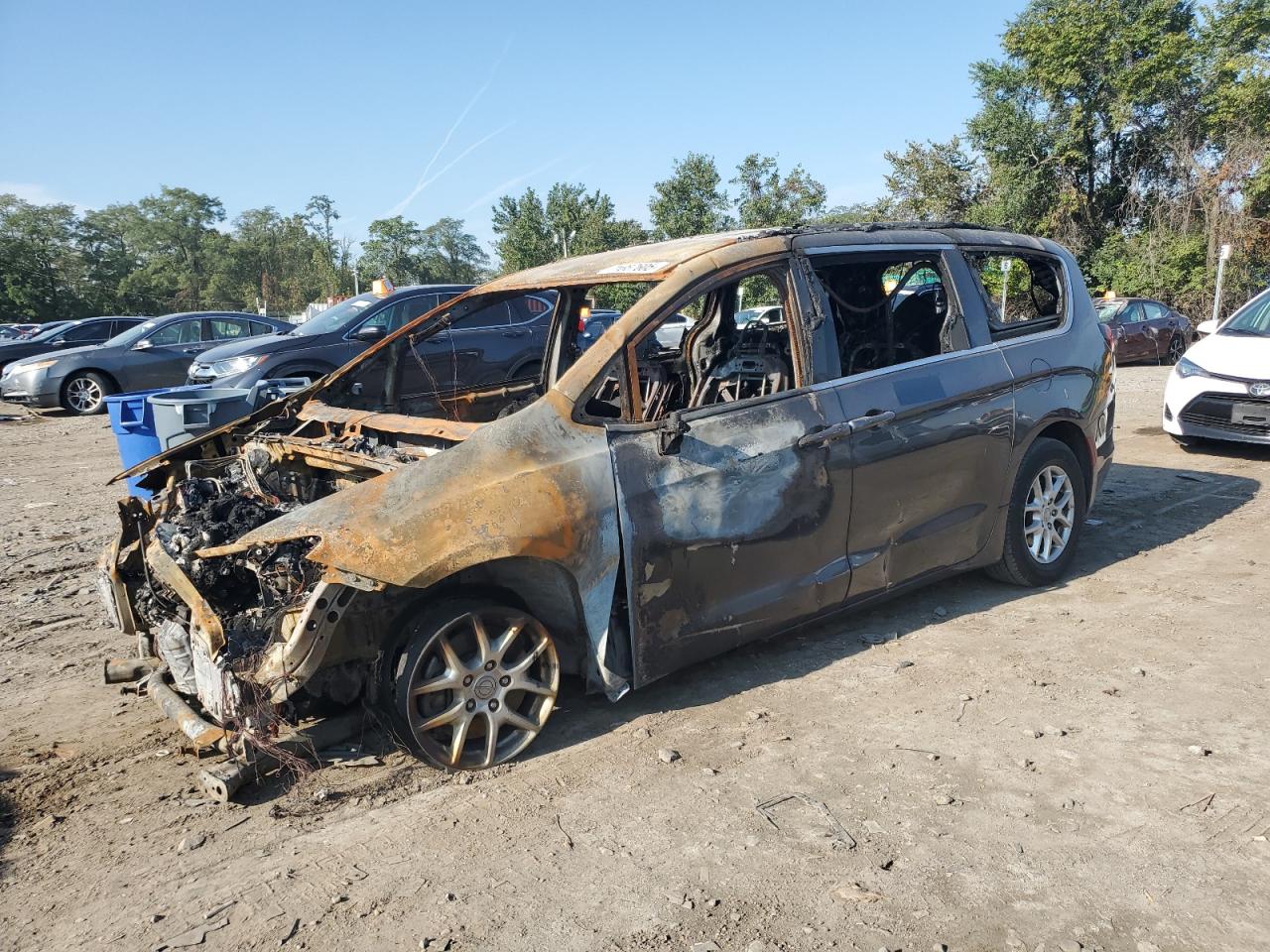 2020 Chrysler Voyager