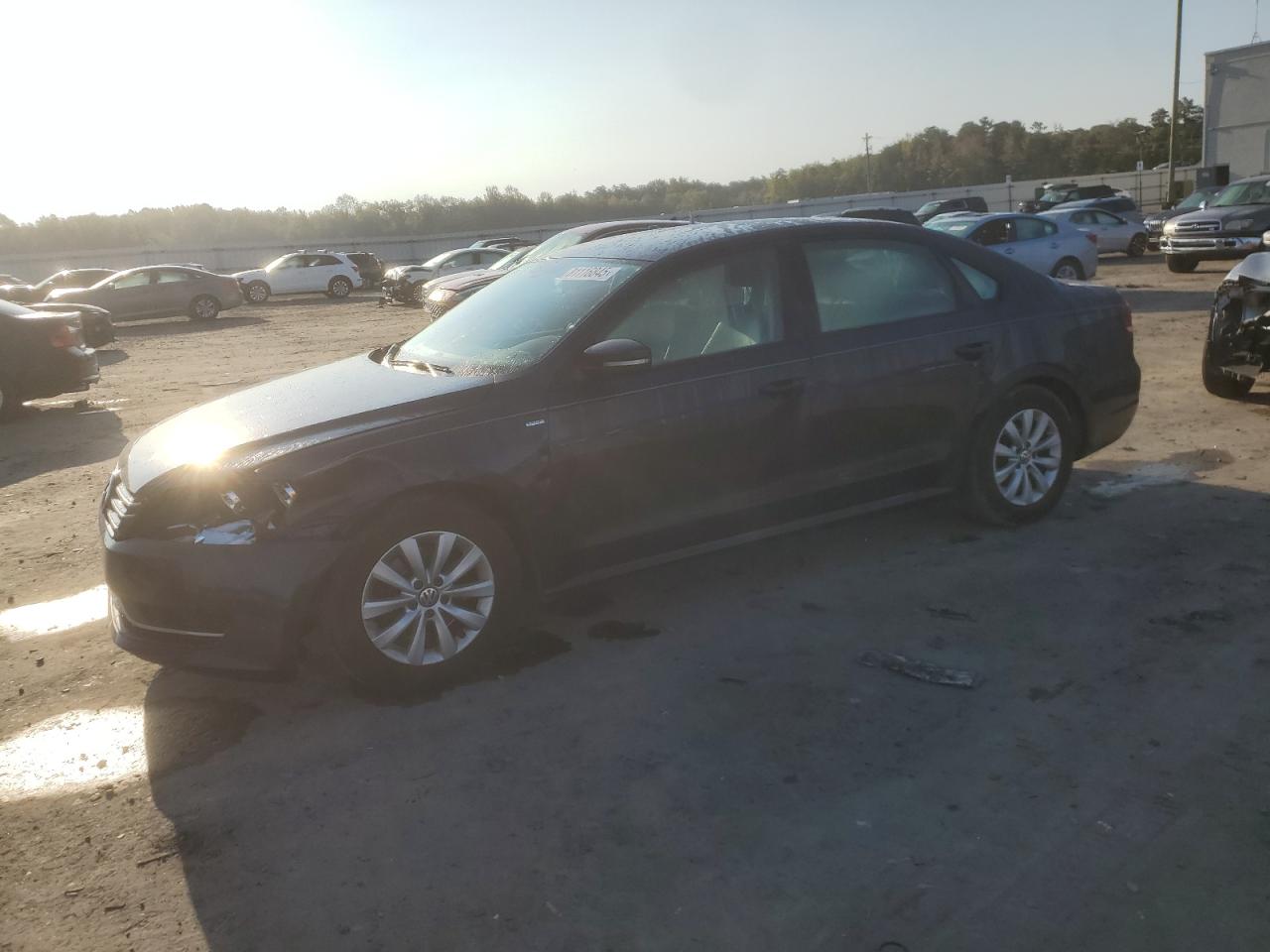 2015 Volkswagen Passat s S