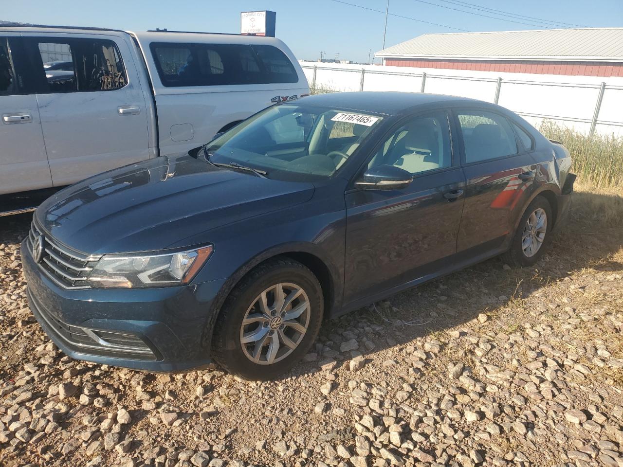 2018 Volkswagen Passat s S