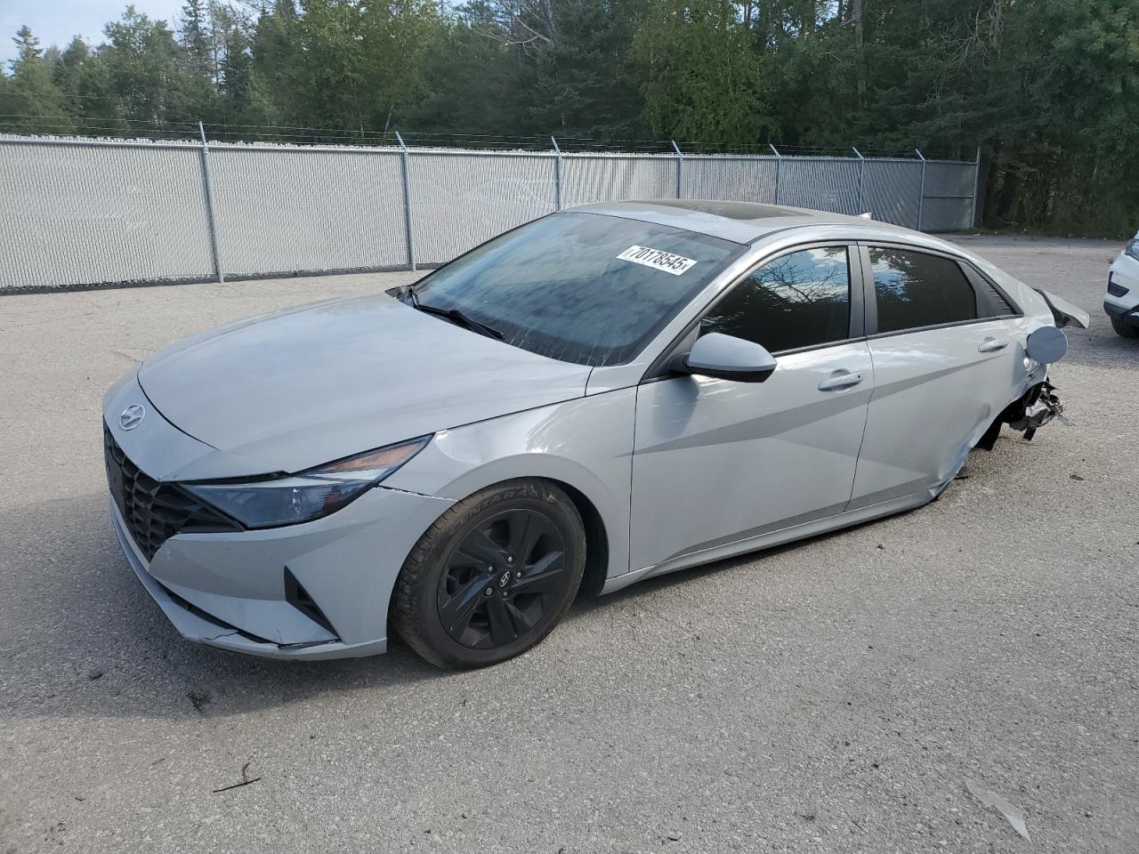 2022 Hyundai Elantra se