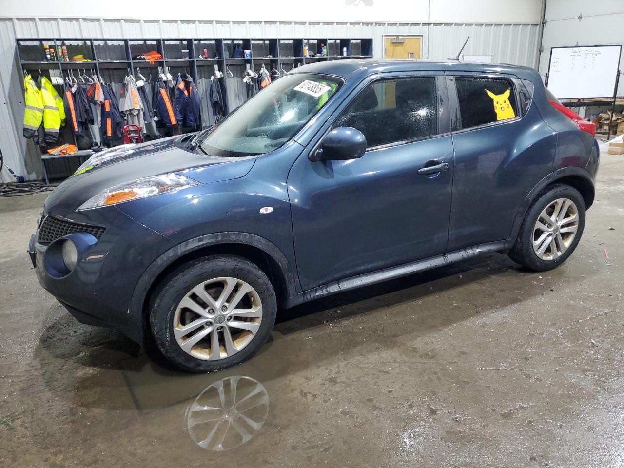 2013 Nissan Juke s S