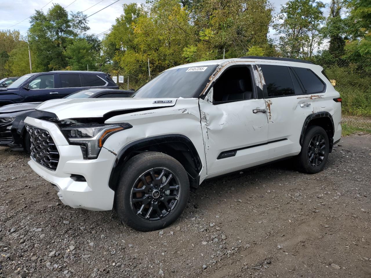 2024 Toyota Sequoia Sr5