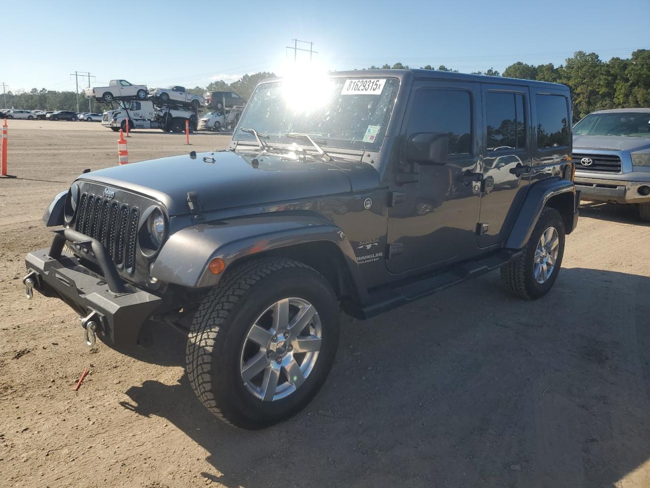 2017 Jeep Wrangler u SAHARA