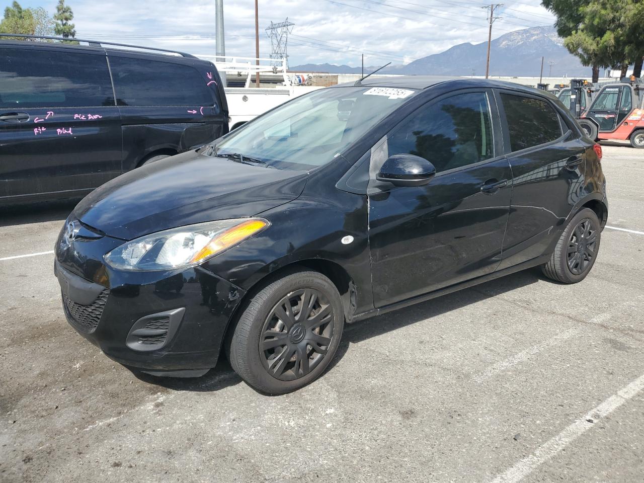 2013 Mazda 2 Azda2