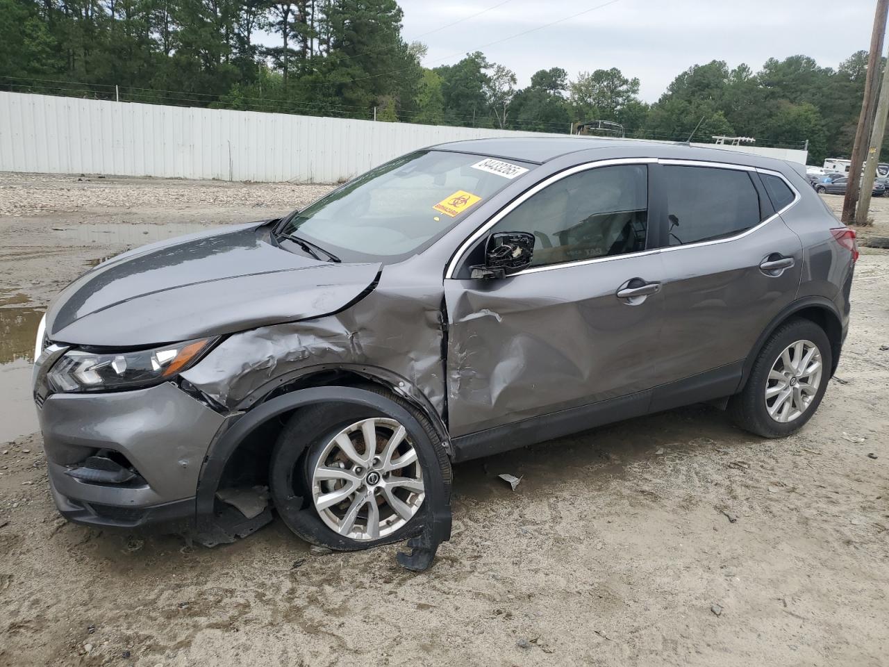 2021 Nissan Rogue sport S