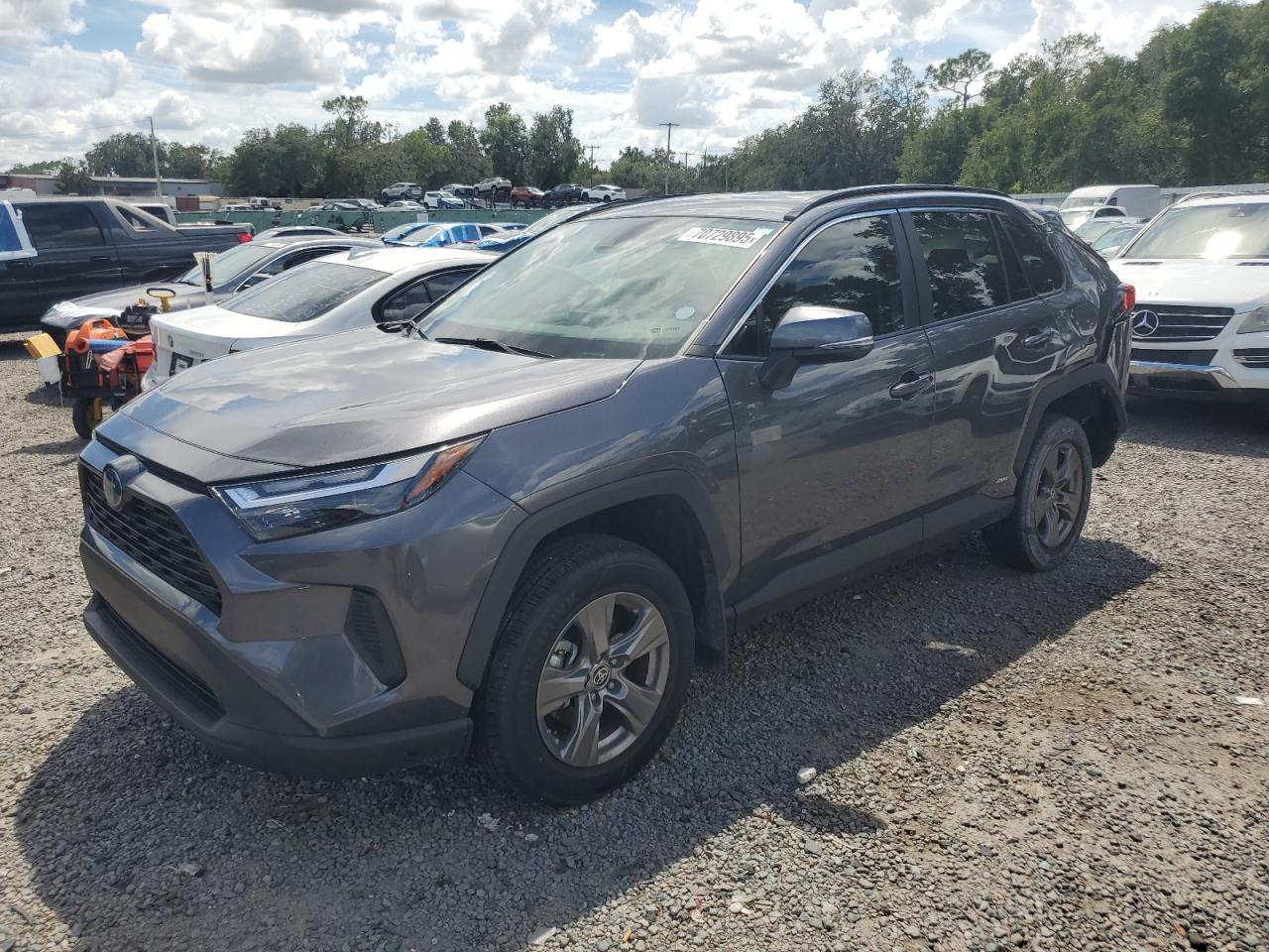 2024 Toyota Rav4 le LE