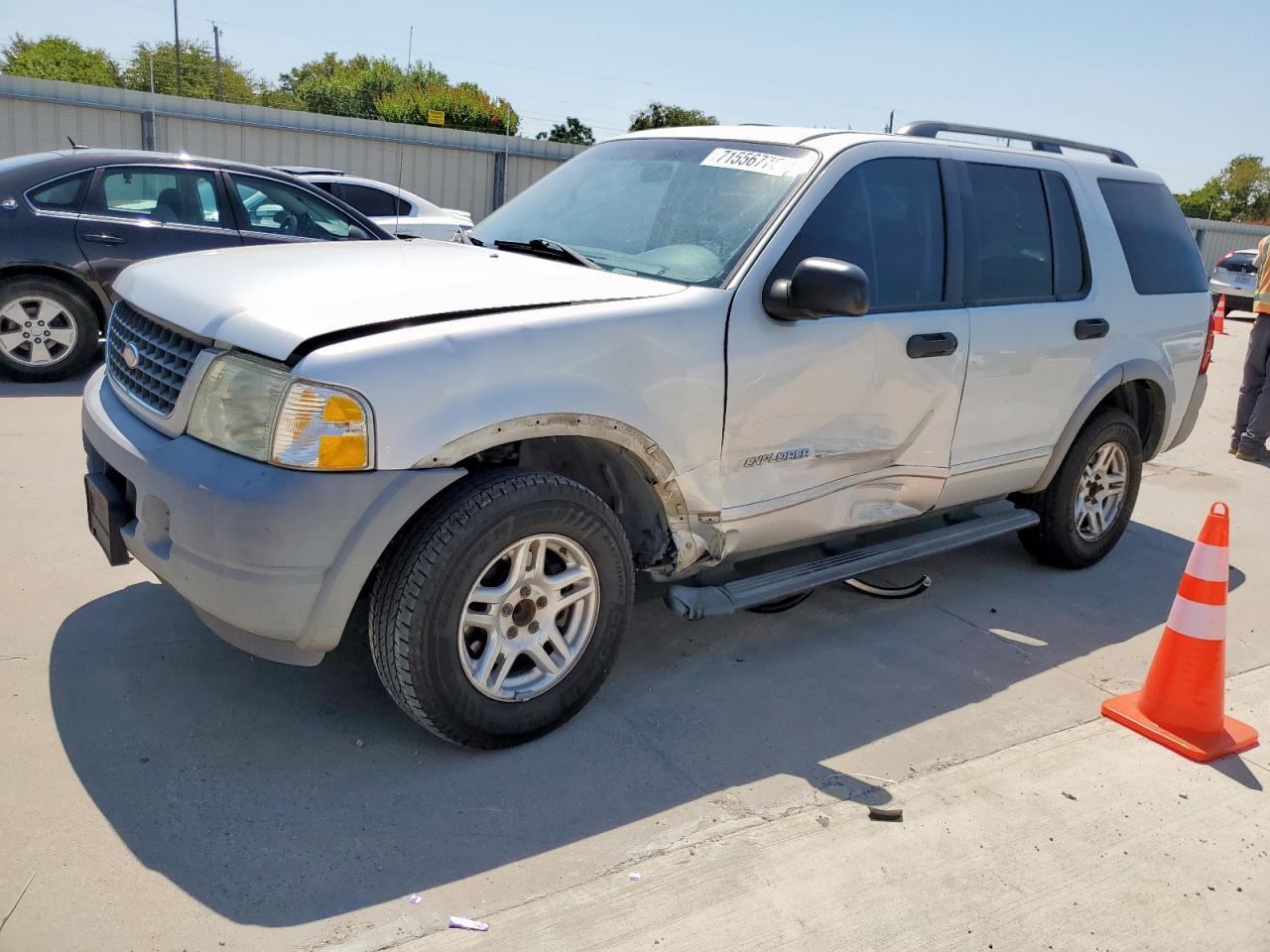 2002 Ford Explorer x XLS