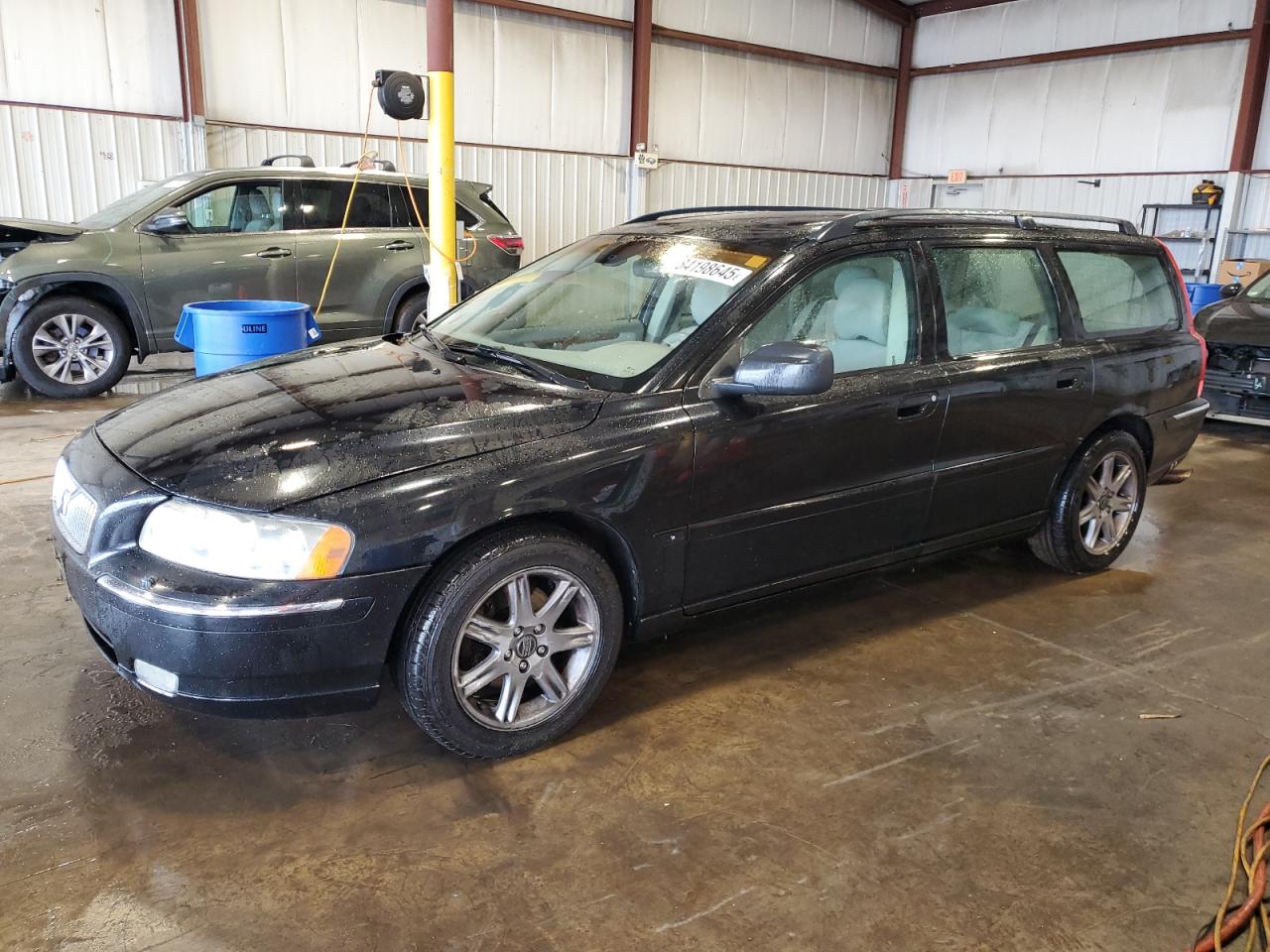 2005 Volvo V70