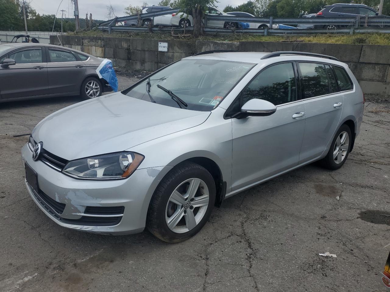 2015 Volkswagen Golf sportwagen tdi s TDI S