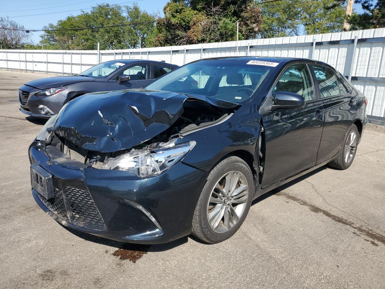2015 Toyota Camry le LE