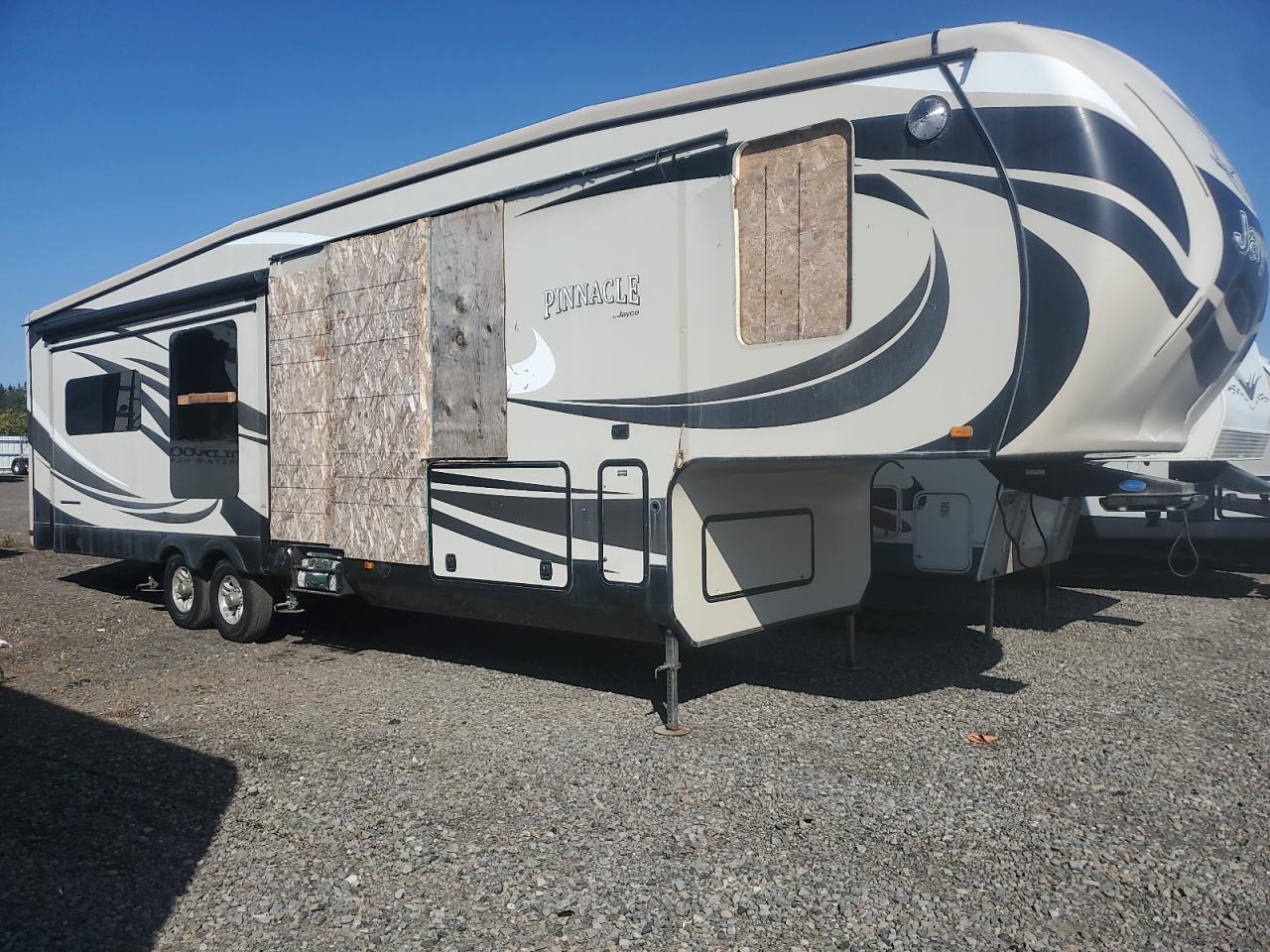 2015 Jayco Pinnacle