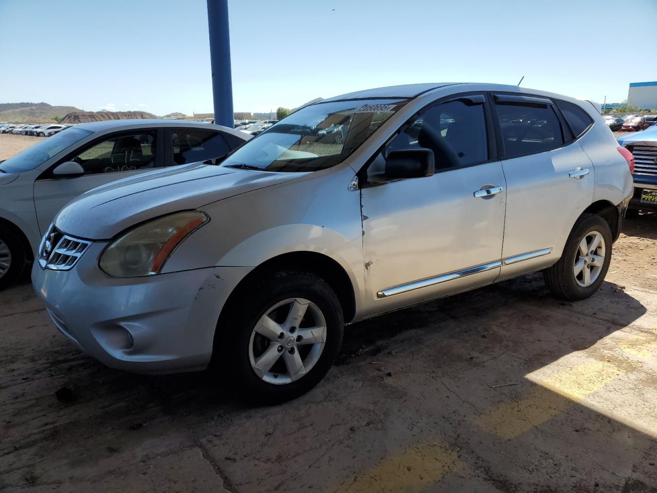 2012 Nissan Rogue s S