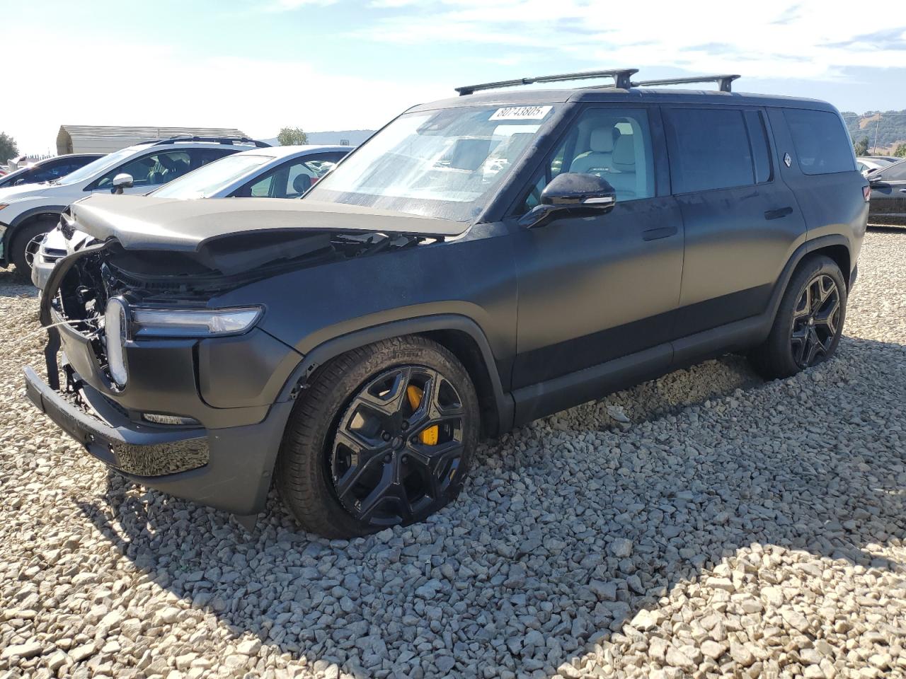 2025 Rivian R1s