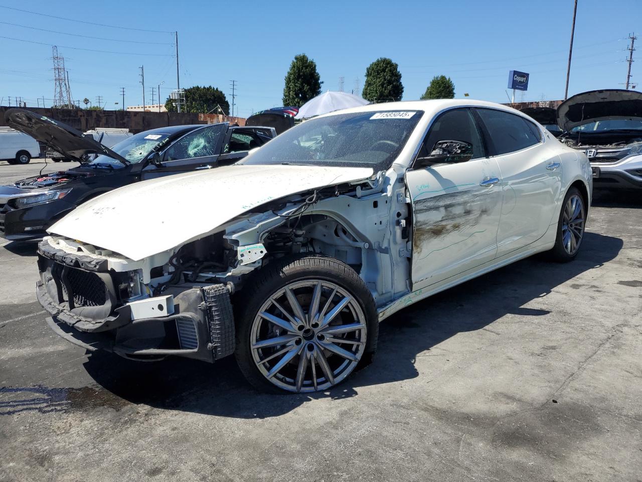 Maserati Quattroporte base