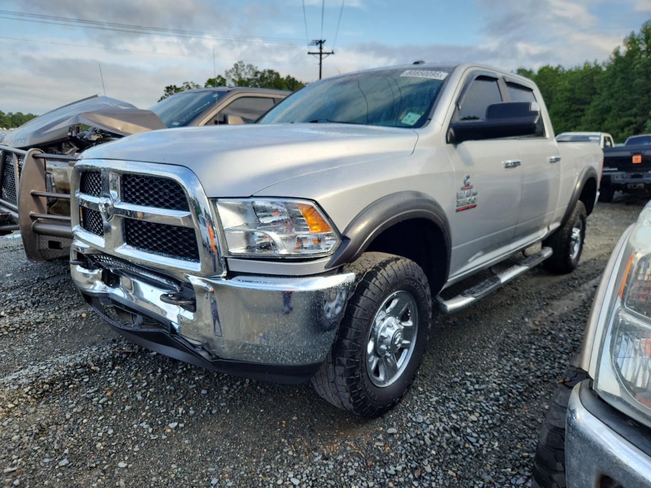 2015 Ram 3500 slt crew cab 14