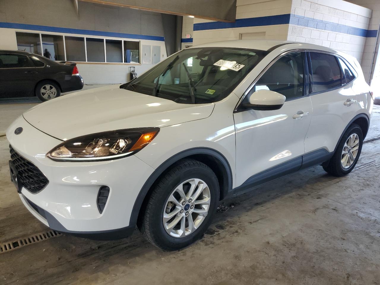 2020 Ford Escape se SE