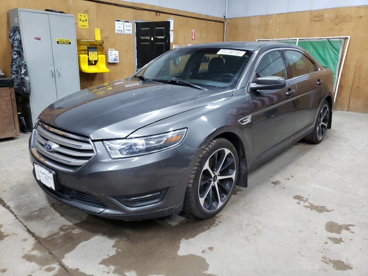 2015 Ford Taurus sel SEL